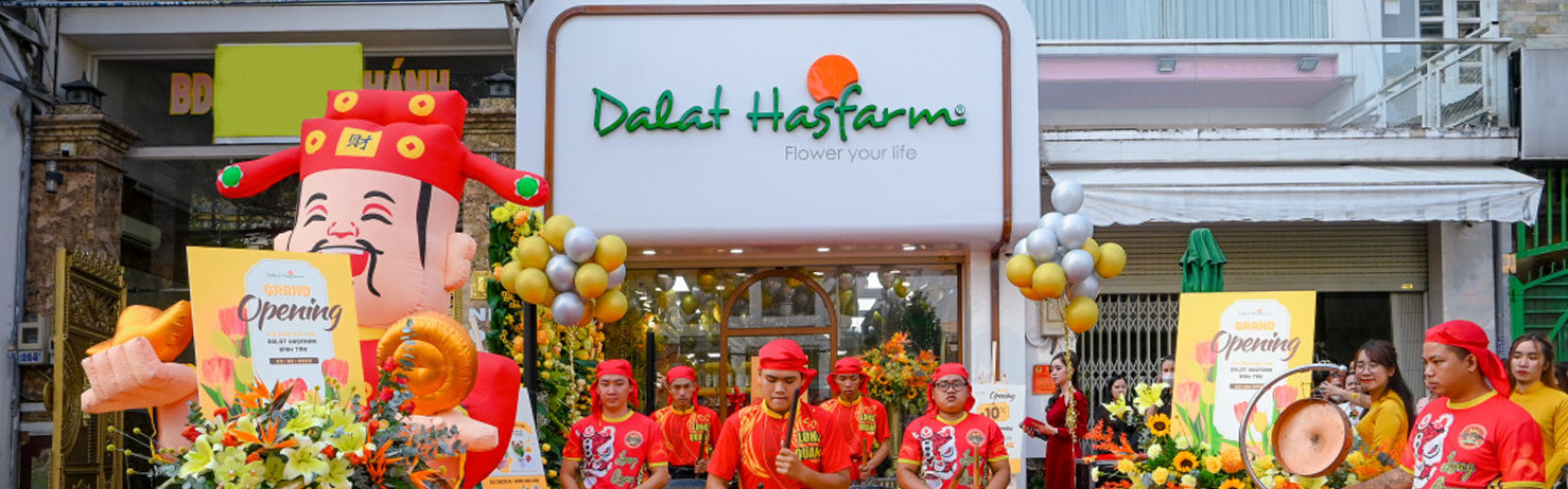 Dalat Hasfarm opens new-look stores in Ho Chi Minh City and Hanoi